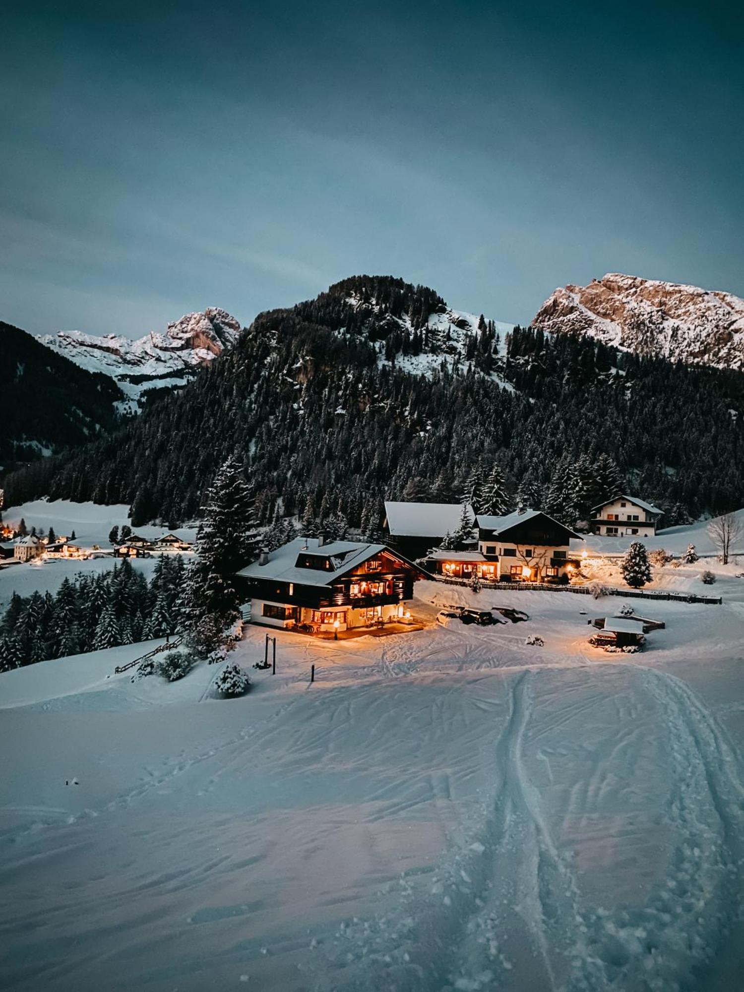 Mountain Chalet Pra Ronch Sëlva Buitenkant foto