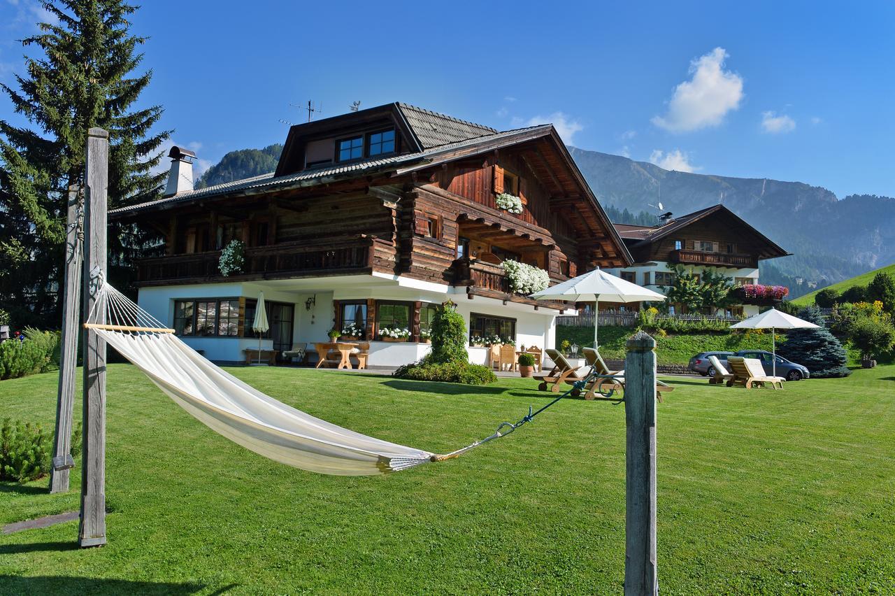 Mountain Chalet Pra Ronch Sëlva Buitenkant foto